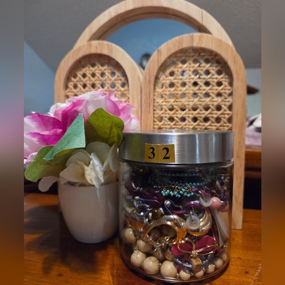 Jewelry - Mystery Mix Jewelry #32 Medium Glass Jar | All Wearable | 30+ pieces
